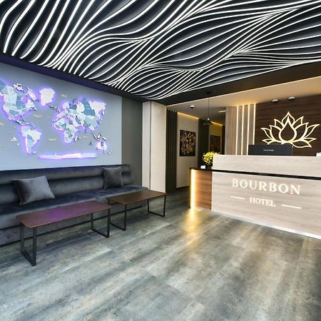 Bourbon Boutique Hotel エレバン エクステリア 写真